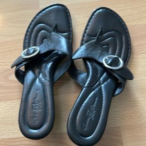 Born Sandle size 9 hardly worn